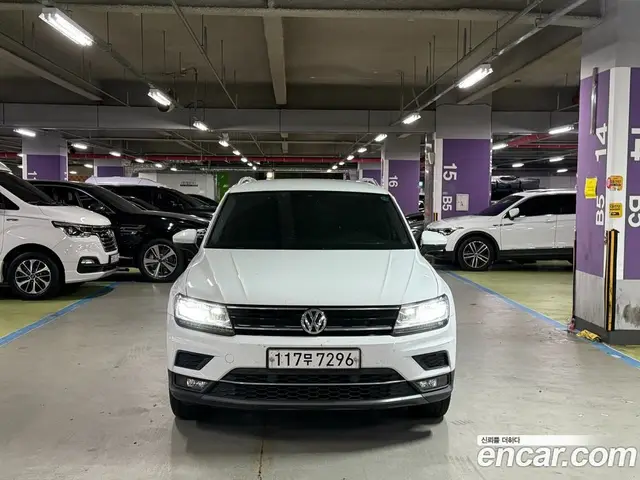 Volkswagen Tiguan 2020 2.0 автомат (гидро), миниатюра 1