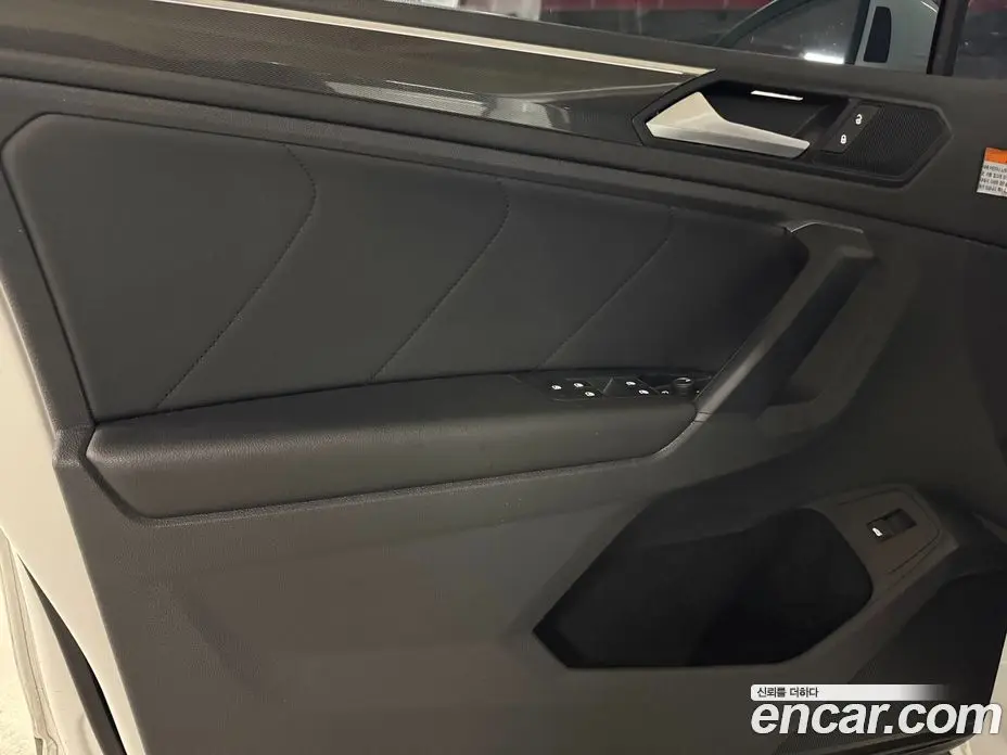 Volkswagen Tiguan 2020 2.0 автомат (гидро), фото 18