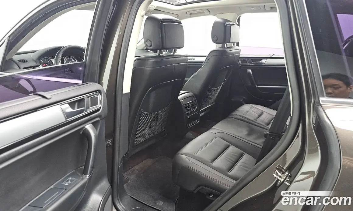 Volkswagen Touareg 2015 3.0 автомат (гидро), фото 12