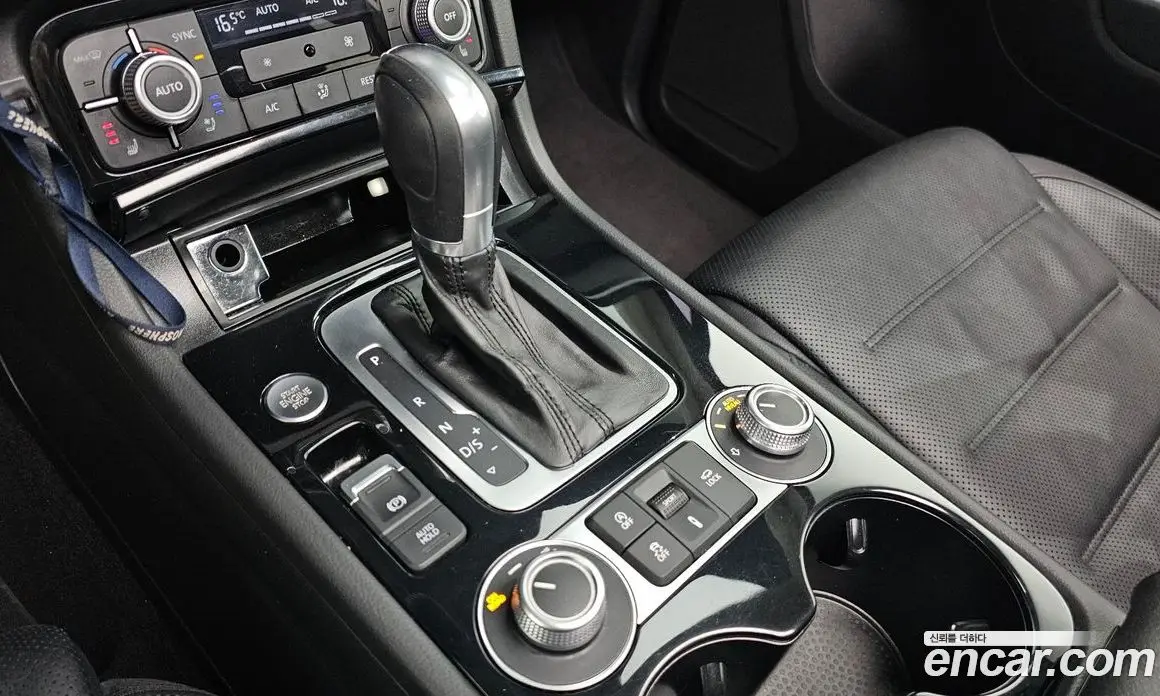 Volkswagen Touareg 2015 3.0 автомат (гидро), фото 9