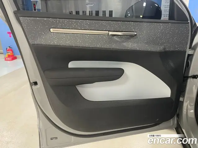 Volvo EX30 2025 0.2 автомат (гидро), миниатюра 12