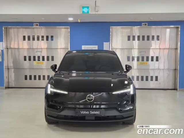 Volvo EX30 2025 0.2 автомат (гидро), миниатюра 3