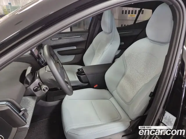 Volvo EX30 2025 0.2 автомат (гидро), миниатюра 10