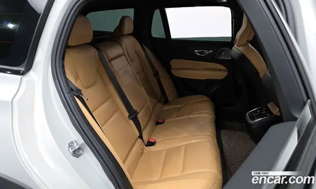 Volvo V60 2020 2.0 автомат (гидро), миниатюра 12