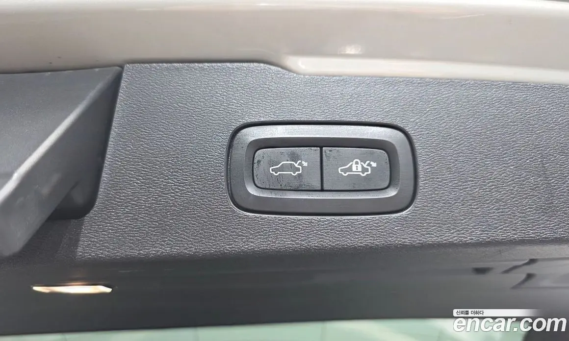 Volvo V60 2020 2.0 автомат (гидро), фото 20 Volvo V60 2020 2.0 автомат (гидро), фото 20