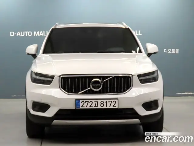 Volvo XC40 2021 2.0 автомат (гидро), миниатюра 3