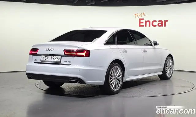 Audi A6 2018 2.0 автомат (гидро), миниатюра 2