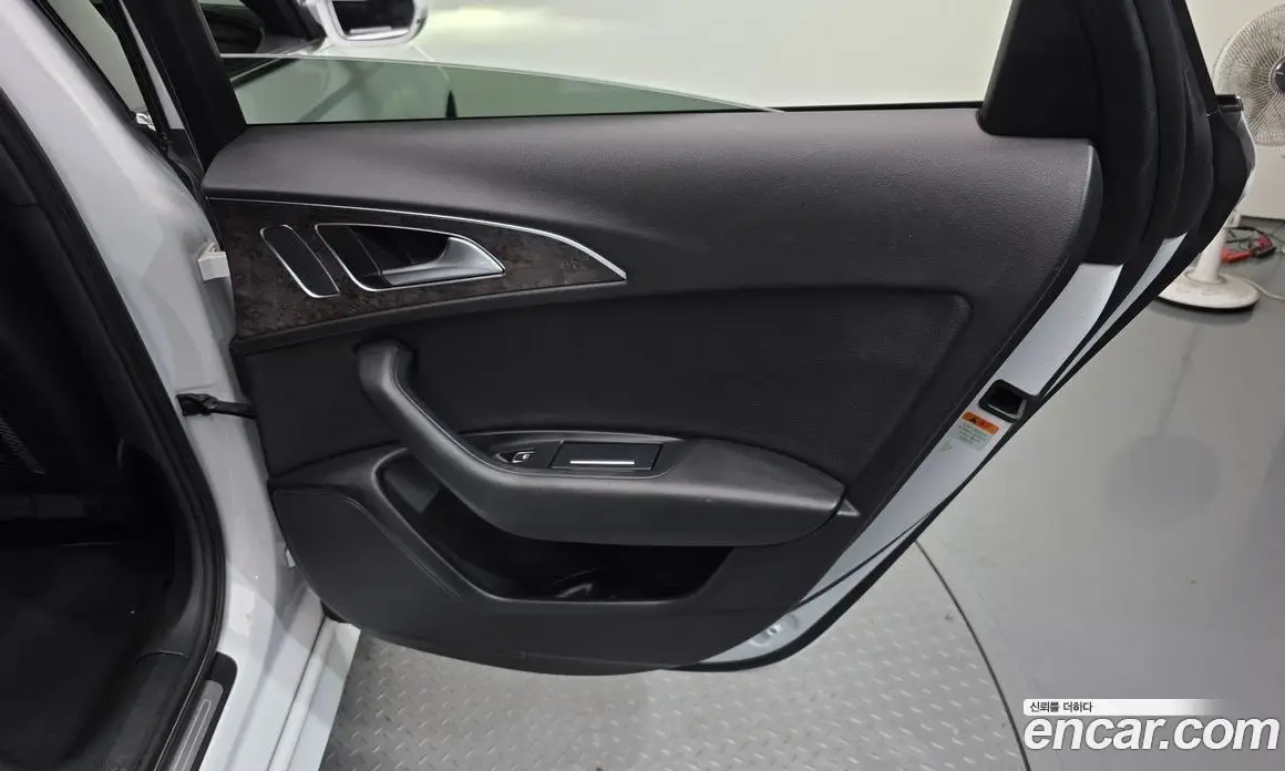 Audi A6 2018 2.0 автомат (гидро), фото 15
