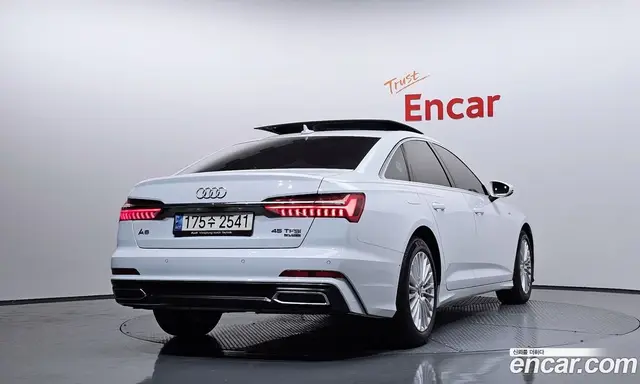 Audi A6 2021 2.0 автомат (гидро), миниатюра 2