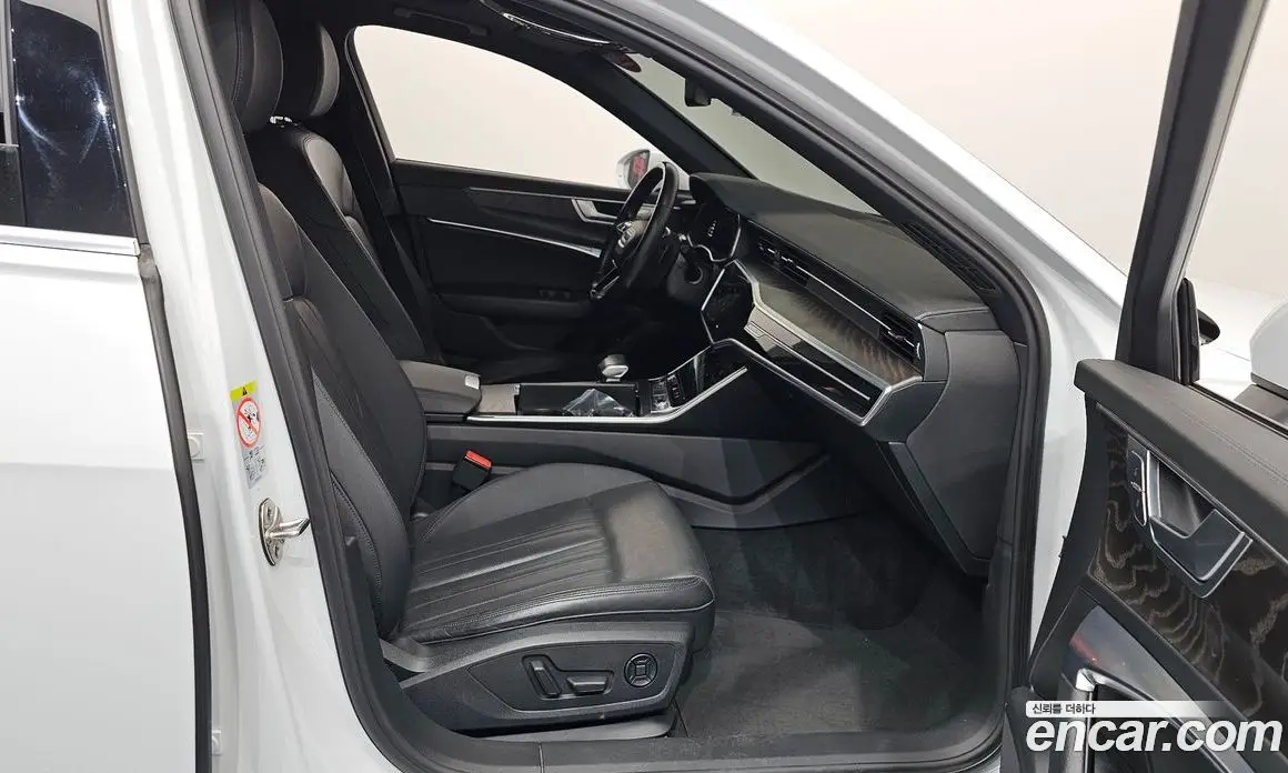 Audi A6 2021 2.0 автомат (гидро), фото 11