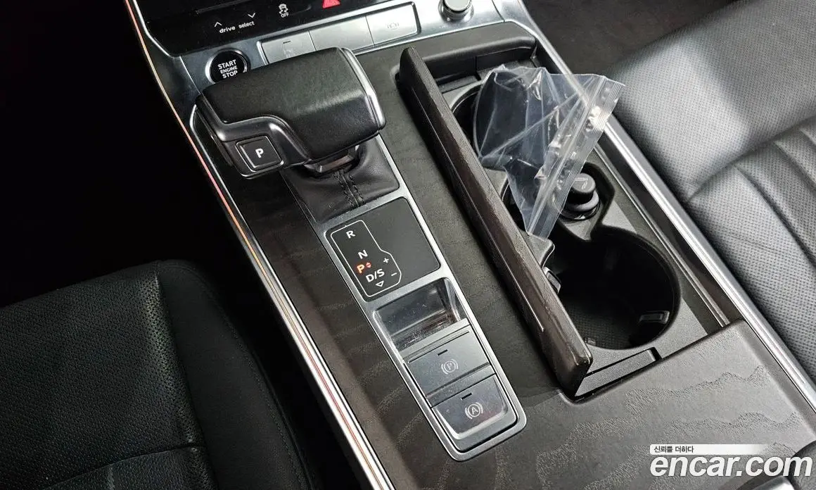 Audi A6 2021 2.0 автомат (гидро), фото 9