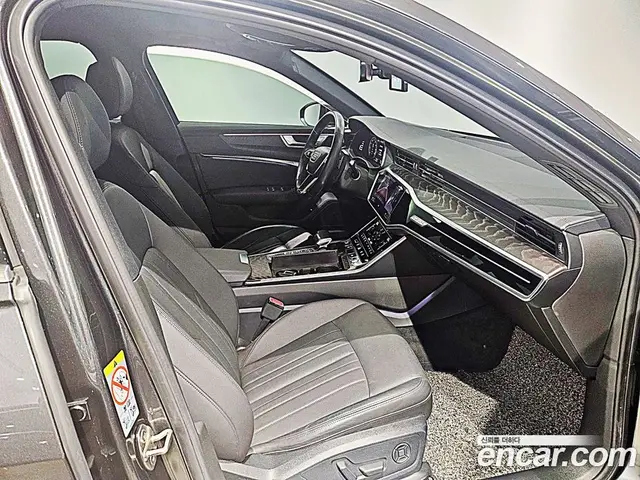 Audi A6 2021 2.0 автомат (гидро), миниатюра 9