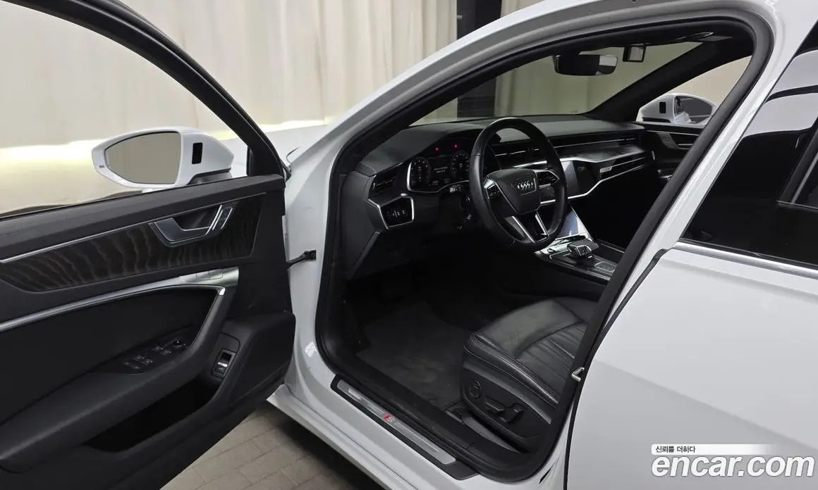 Audi A6 2021 2.0 автомат (гидро), фото 13