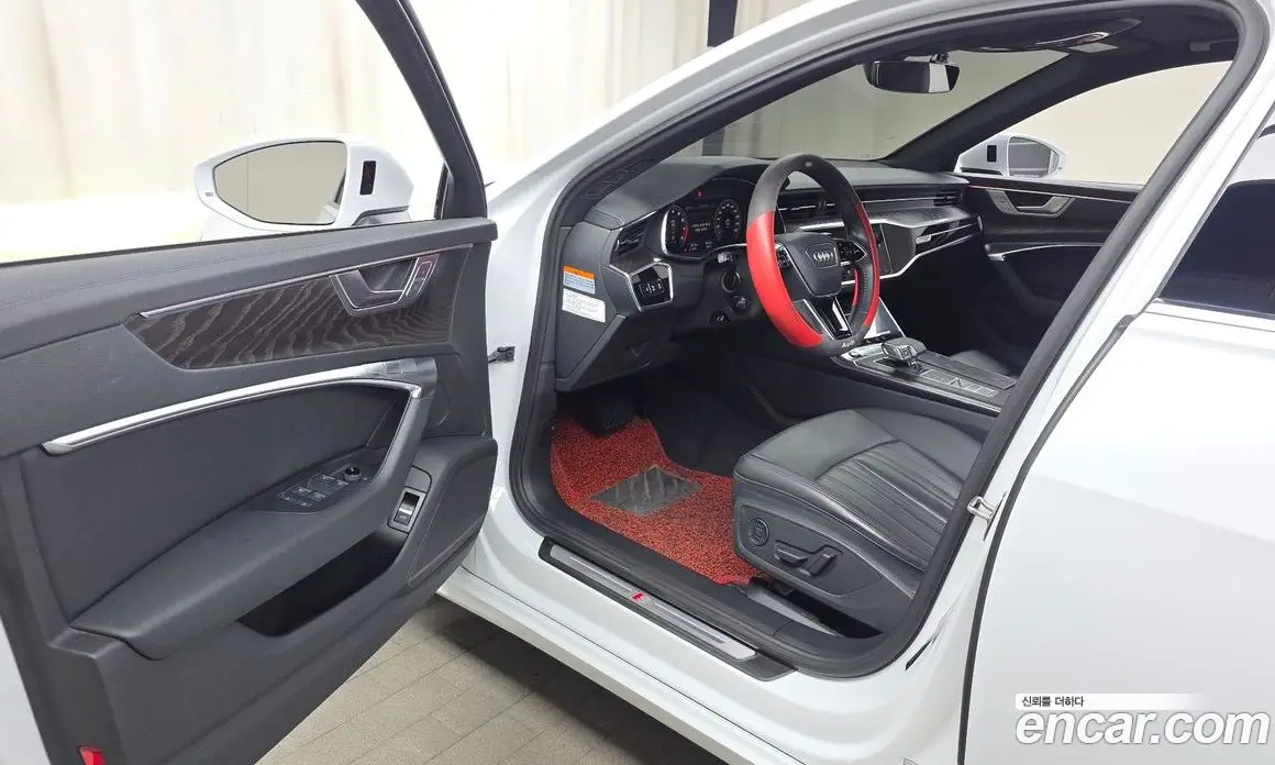 Audi A6 2021 2.0 автомат (гидро), фото 13