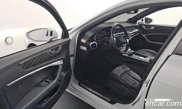 Audi A6 2022 2.0 автомат (гидро), миниатюра 10