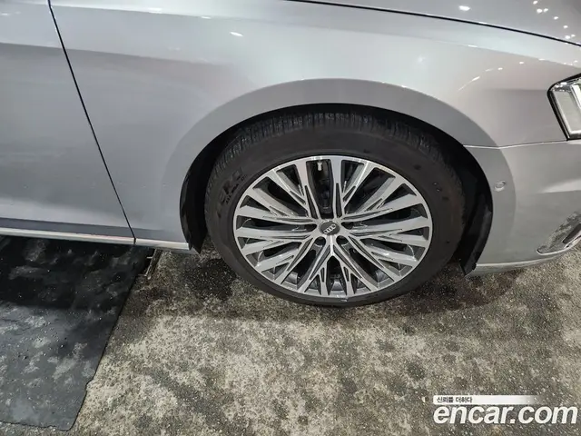 Audi A8 2020 4.0 автомат (гидро), миниатюра 9