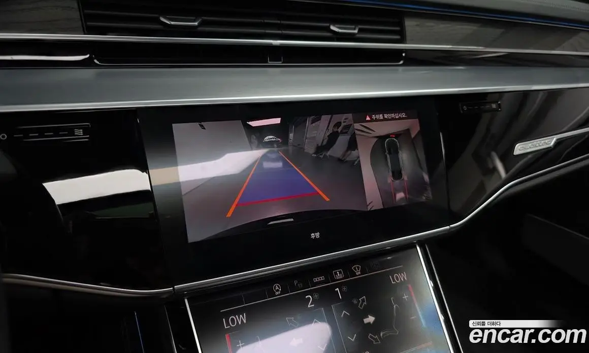 Audi A8 2023 3.0 автомат (гидро), фото 21