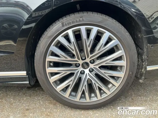 Audi A8 2023 3.0 автомат (гидро), миниатюра 5