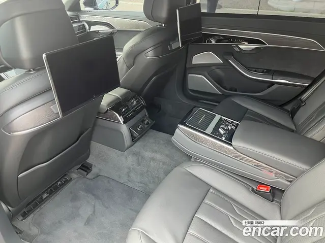 Audi A8 2023 3.0 автомат (гидро), миниатюра 7