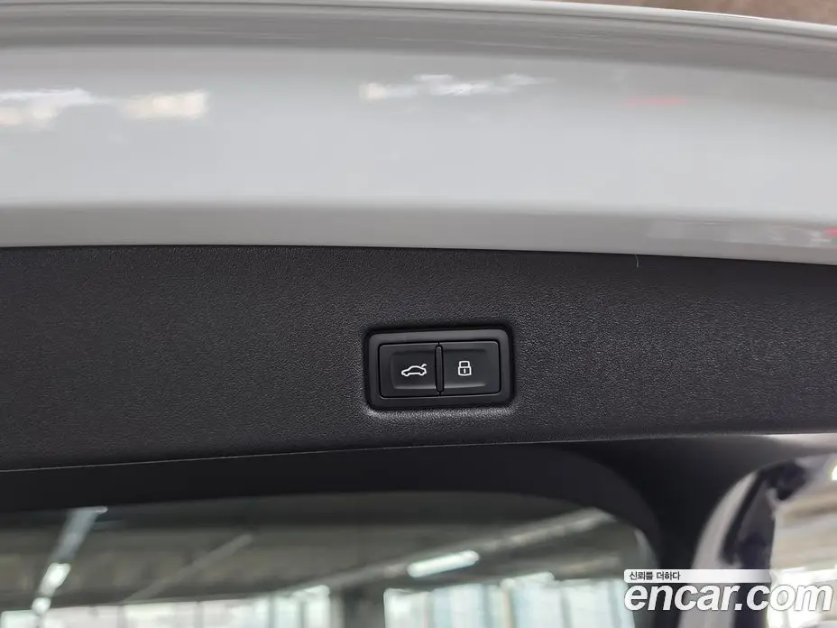 Audi Q5 2025 2.0 автомат (гидро), фото 14