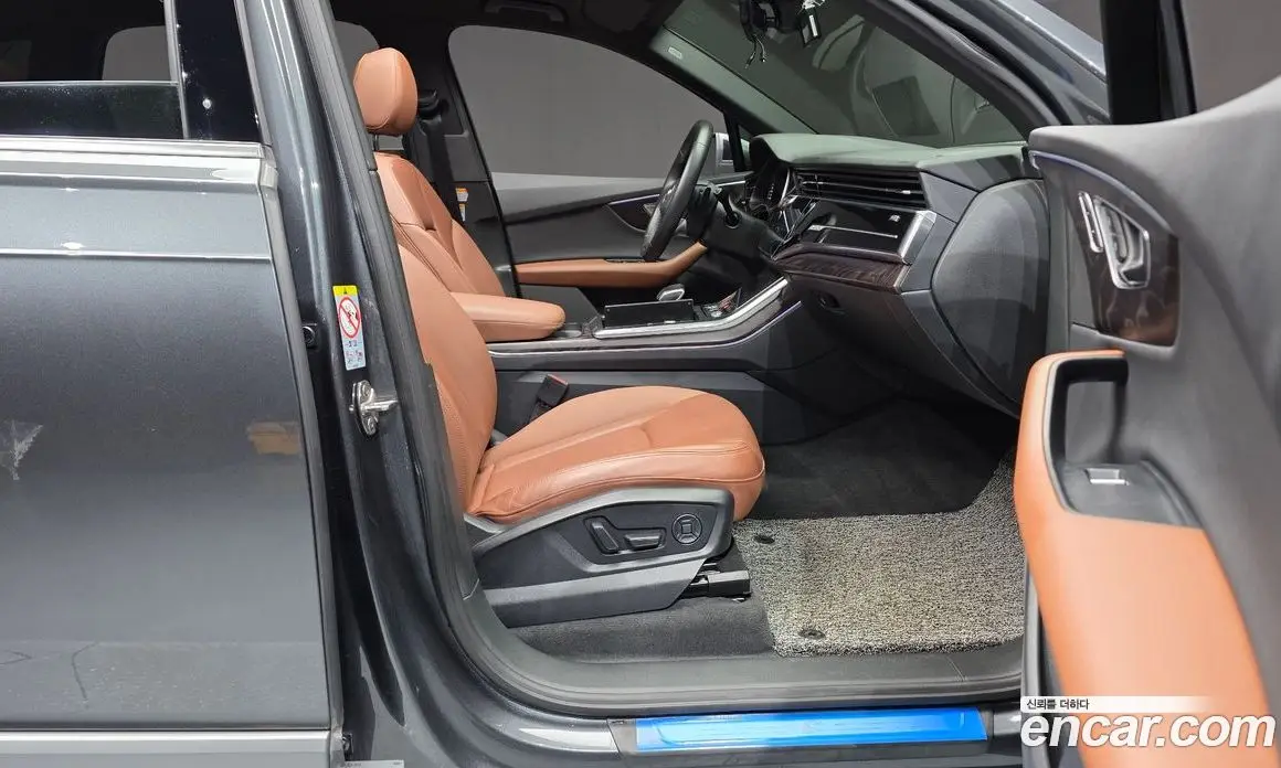 Audi Q7 2021 3.0 автомат (гидро), фото 16