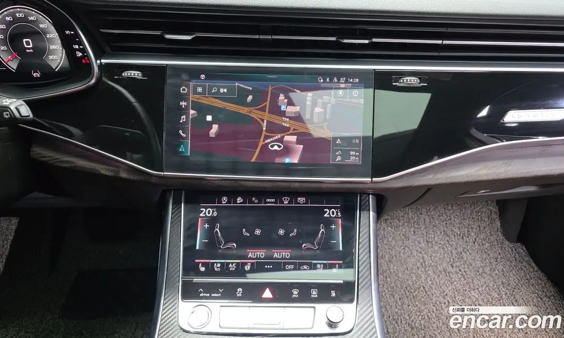 Audi Q7 2021 3.0 автомат (гидро), фото 19