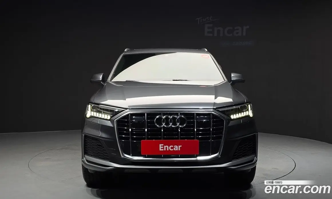 Audi Q7 2021 3.0 автомат (гидро), фото 3
