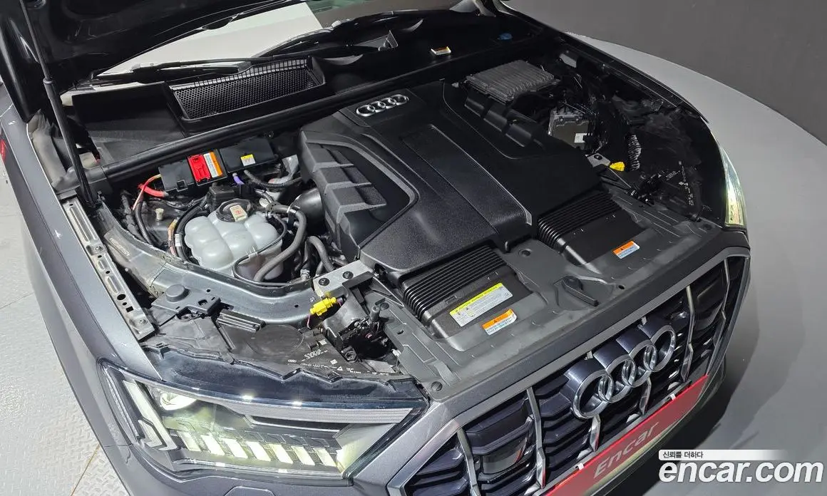Audi Q7 2021 3.0 автомат (гидро), фото 6