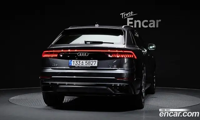 Audi Q8 2023 3.0 автомат (гидро), миниатюра 4