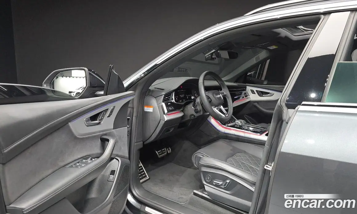 Audi Q8 2023 3.0 автомат (гидро), фото 10