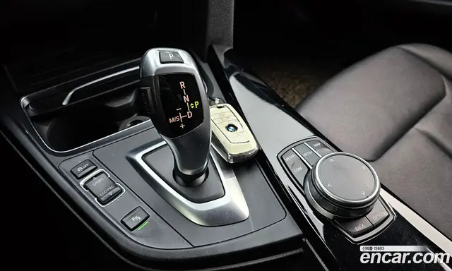 BMW 3 серия 2019 2.0 автомат (гидро), миниатюра 9