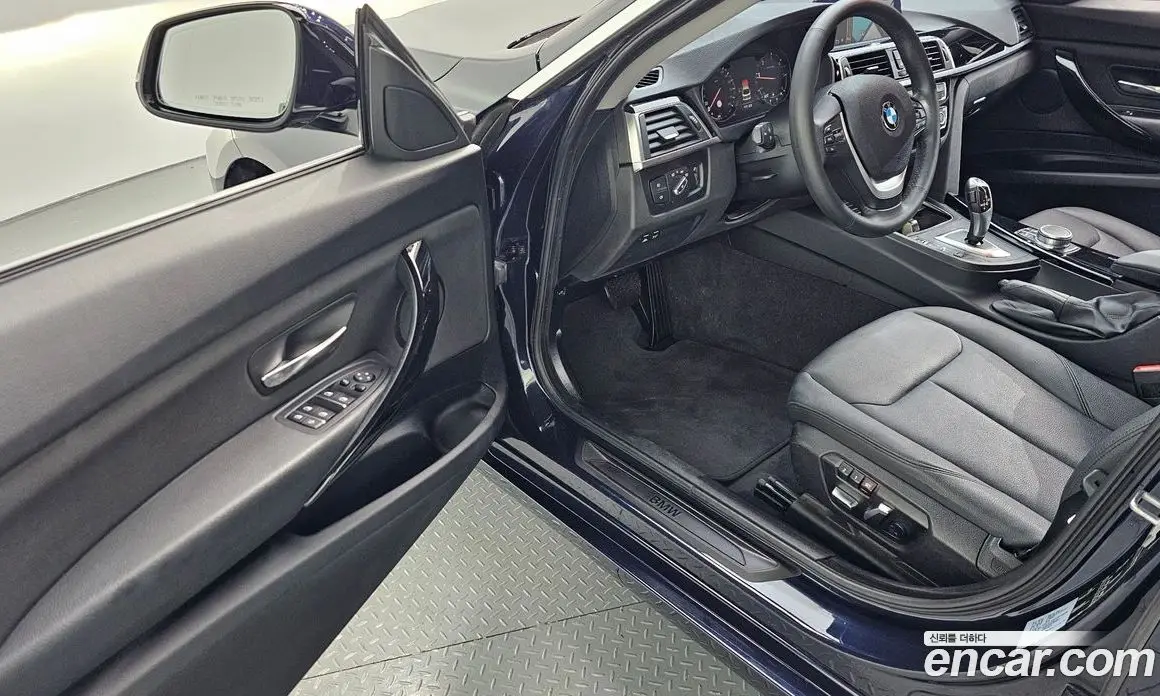 BMW 3 серия 2019 2.0 автомат (гидро), фото 10