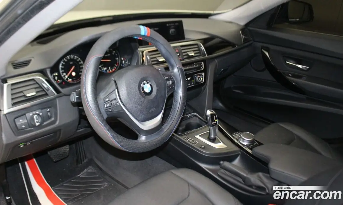 BMW 3 серия 2019 2.0 автомат (гидро), фото 7