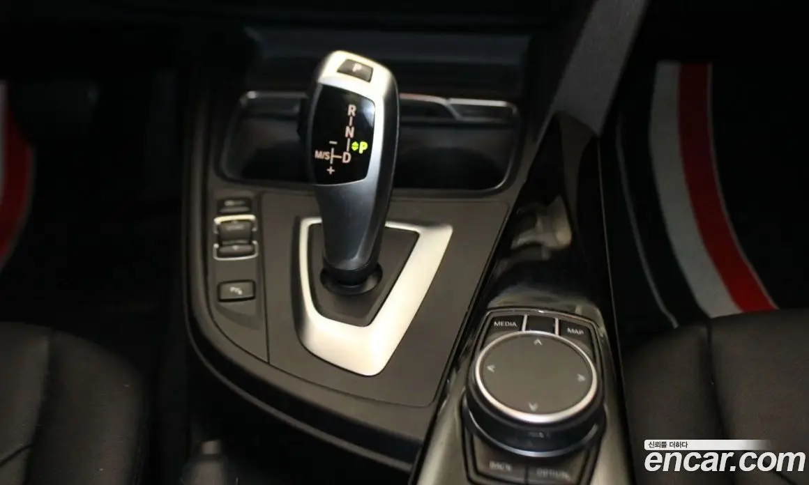 BMW 3 серия 2019 2.0 автомат (гидро), фото 9