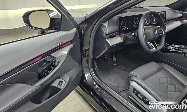 BMW 5 серия 2025 2.0 автомат (гидро), миниатюра 12