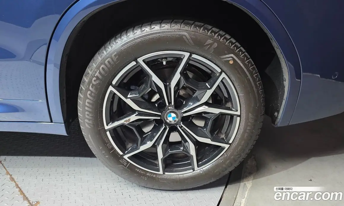BMW X3 2024 2.0 автомат (гидро), фото 7