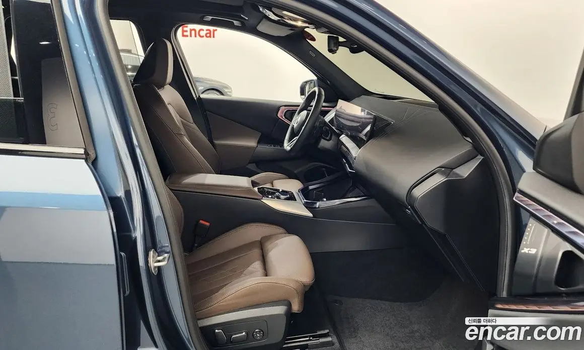 BMW X3 2025 2.0 автомат (гидро), фото 16