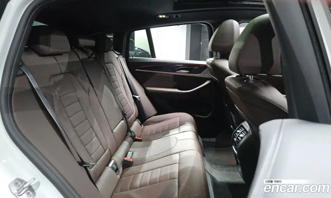 BMW X4 2025 3.0 автомат (гидро), фото 17