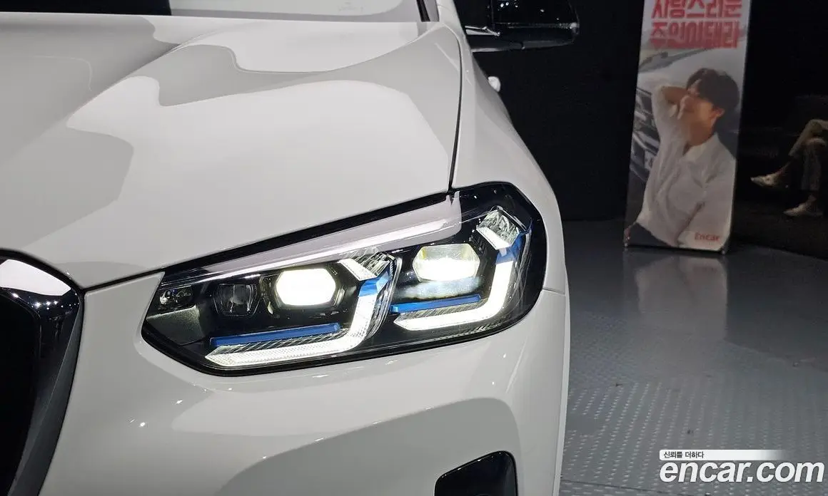 BMW X4 2025 3.0 автомат (гидро), фото 8