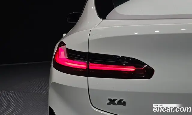 BMW X4 2025 3.0 автомат (гидро), миниатюра 9