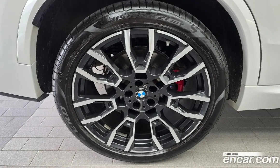 BMW X5 2023 3.0 автомат (гидро), фото 5