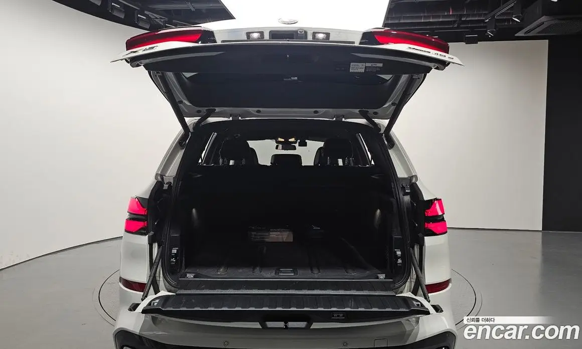 BMW X5 2025 3.0 автомат (гидро), фото 30