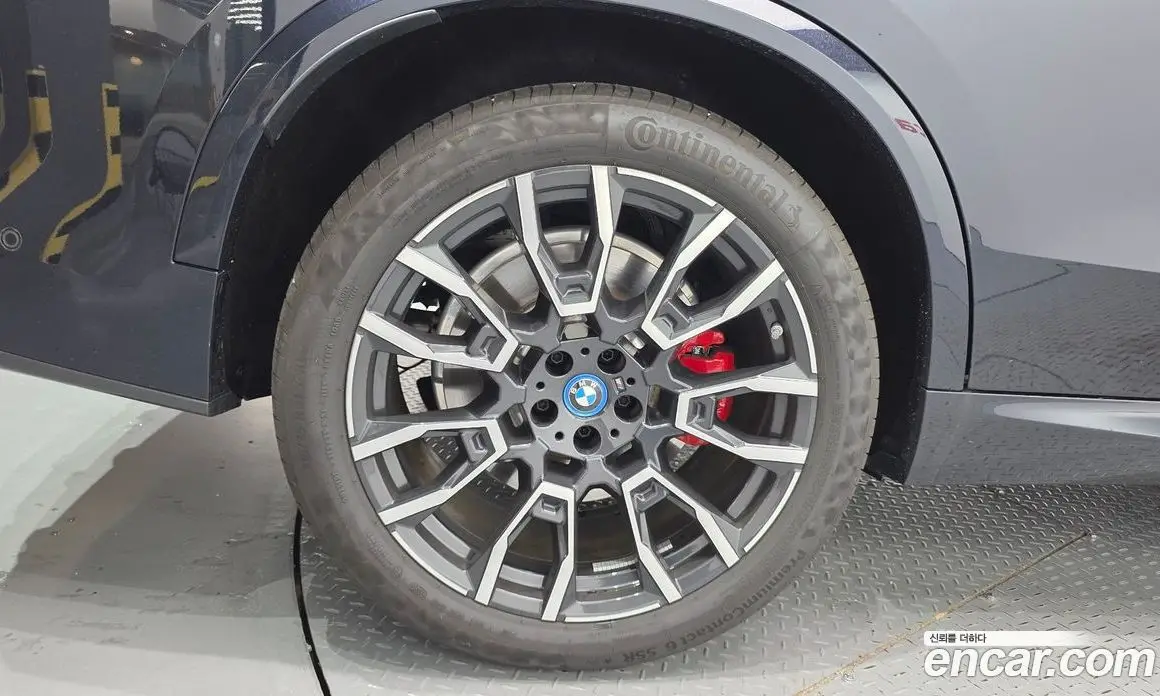 BMW X5 2025 3.0 автомат (гидро), фото 5