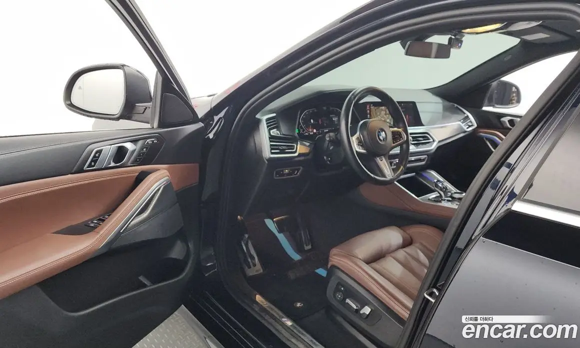 BMW X6 2022 3.0 автомат (гидро), фото 13