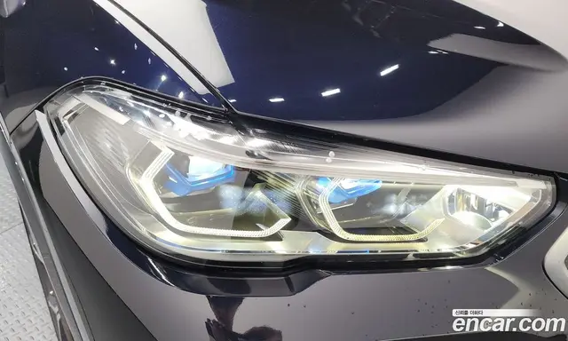 BMW X6 2022 3.0 автомат (гидро), миниатюра 8