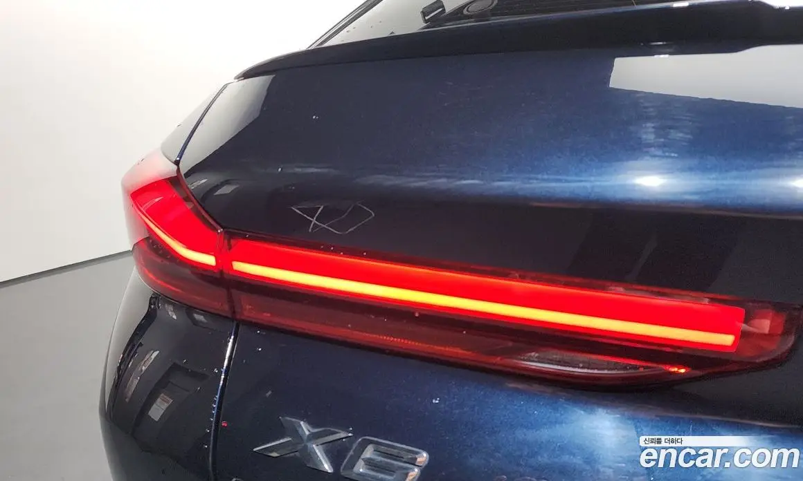 BMW X6 2022 3.0 автомат (гидро), фото 9
