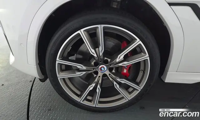 BMW X6 2023 4.4 автомат (гидро), миниатюра 4