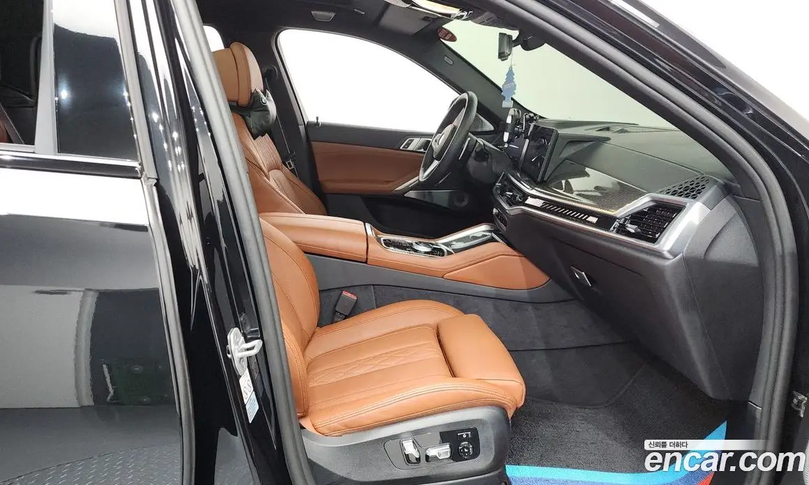 BMW X6 2024 4.4 автомат (гидро), фото 16