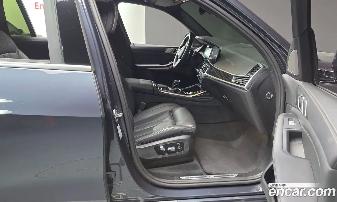 BMW X7 2021 3.0 автомат (гидро), фото 11