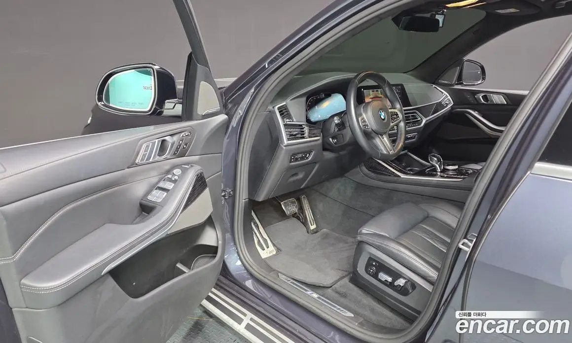 BMW X7 2021 3.0 автомат (гидро), фото 10